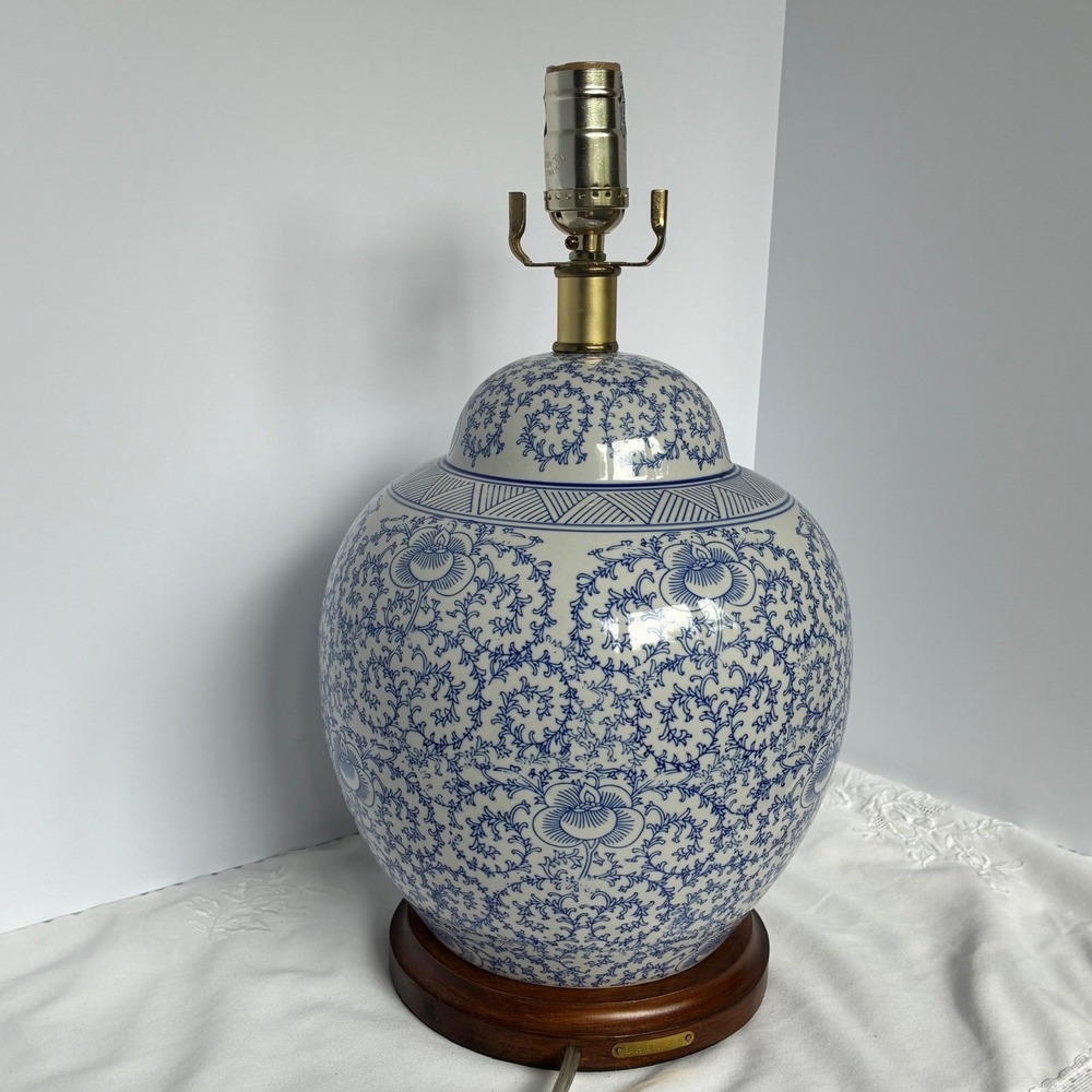 Lauren Ralph Lauren Table Lamp Ginger Jar Floral Grandmillenial Luxury Coastal - Picture 6 of 14